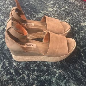 Steve Madden espadrilles